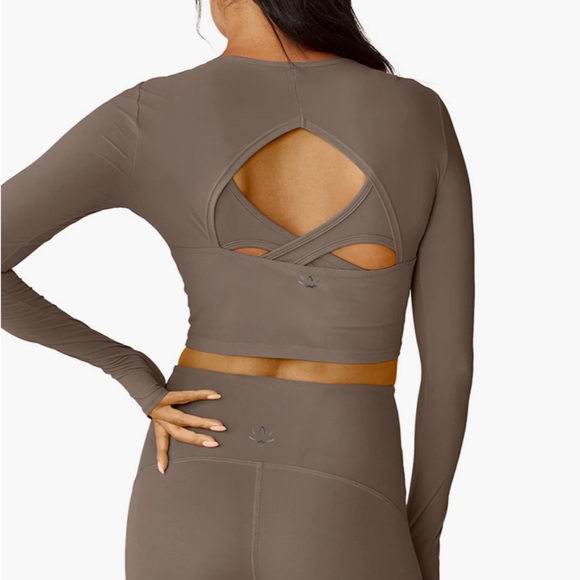 NWOT Beyond Yoga Performance Knit Resilient Cropped Pullover - Picture 3 of 8